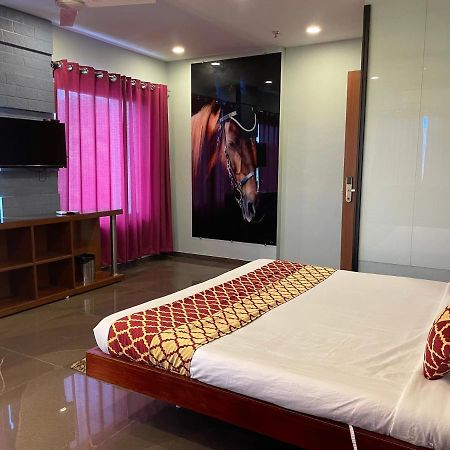 Hotel Airport Kk Nagpur Extérieur photo